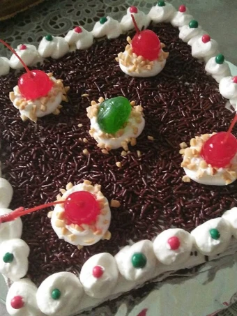 Cara Sederhana Menyiapkan Resep  Cake Coklat (Ulang Tahun) yang Sempurna, Lezat