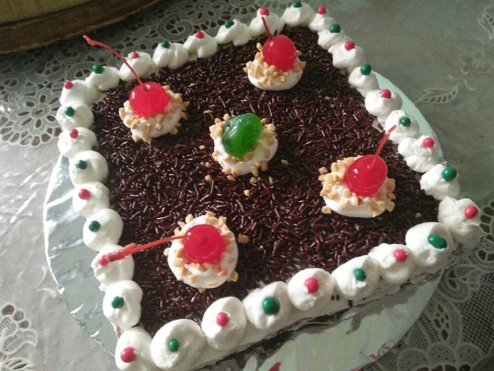 Langkah Gampang Membuat Resep  Cake Coklat (Ulang Tahun) yang Lezat Sekali, Menggugah Selera
