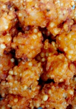 A picture of Sabudana pakoras.