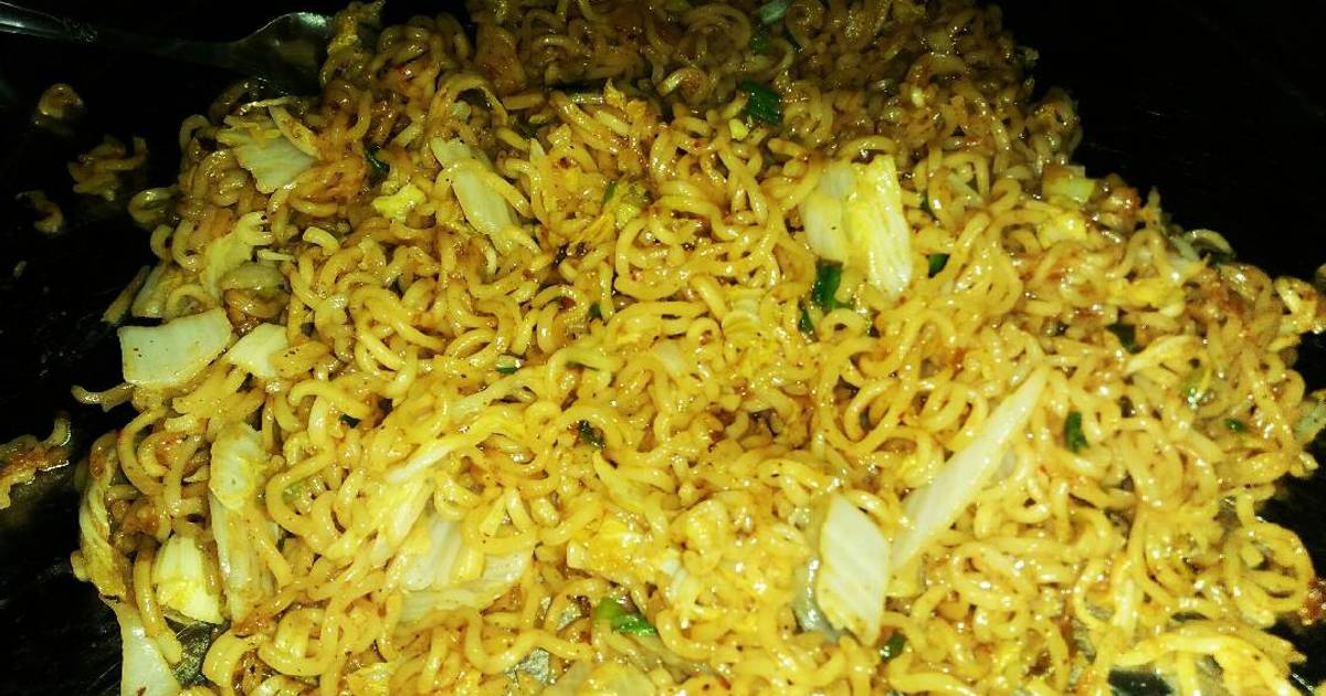  Resep  Mie  goreng pake  indomie rebus oleh Fatma 