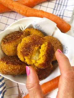 Foto di Polpette carote e asiago