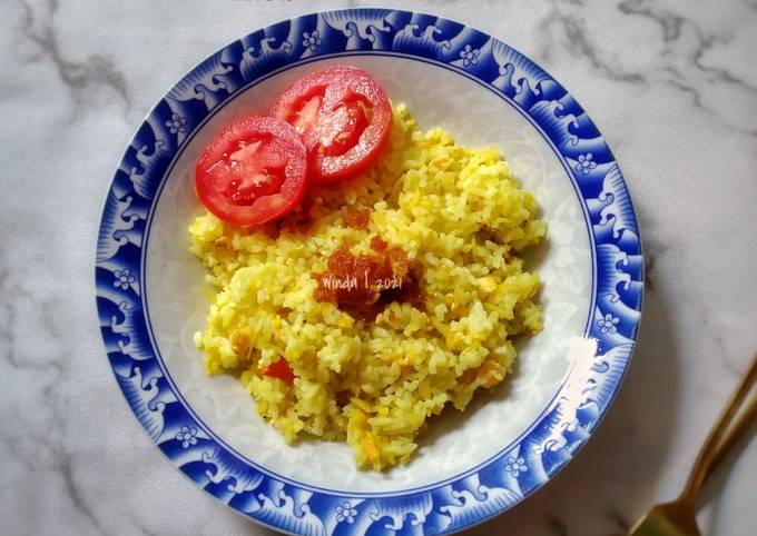 Nasi Goreng Kunyit