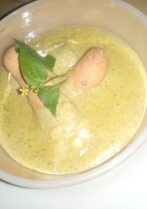 Una foto de Crema de chile poblano