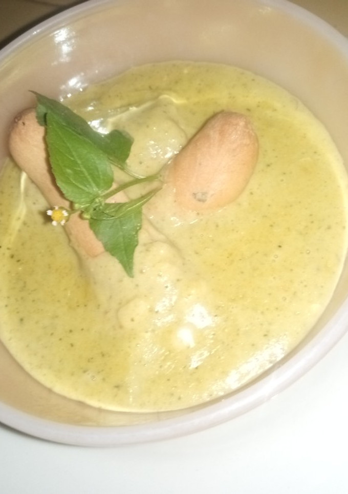 Una foto de Crema de chile poblano