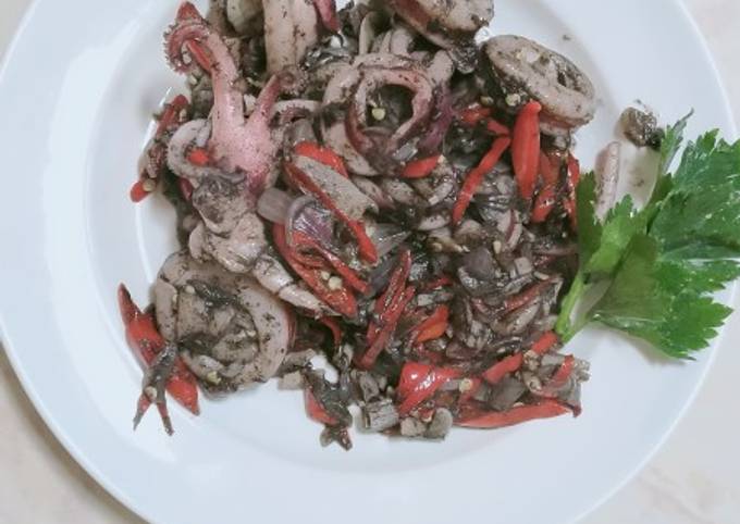 Cumi Masak Hitam Endol