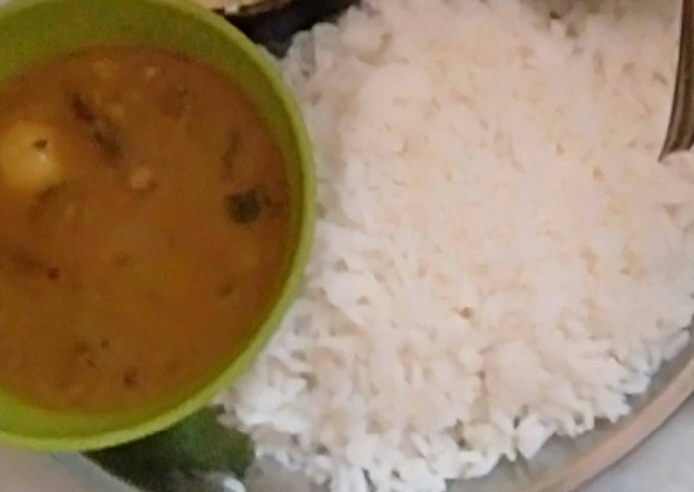 Ghughni (White matar) Curry