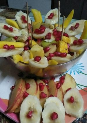 A picture of Fruit chaat.