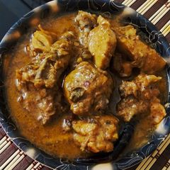 A picture of Dahi Chicken.