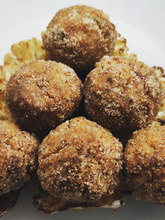 Foto di Polpette di tonno e funghi