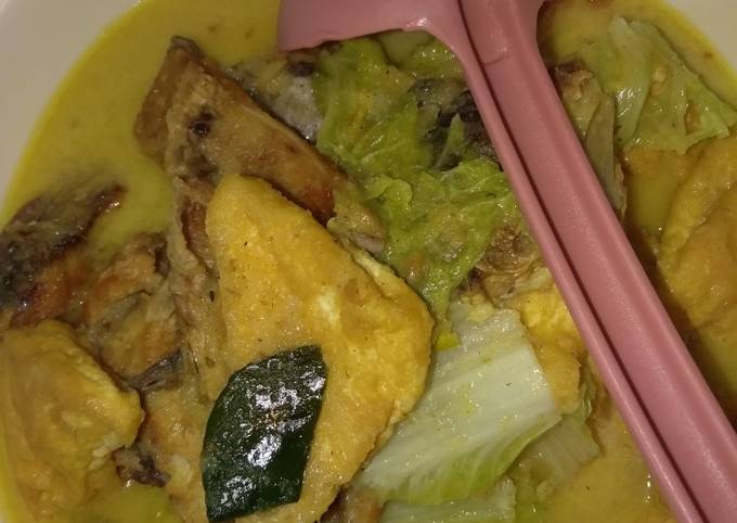 Ikan Mas Bumbu Kuning