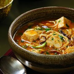 A picture of Korean spicy tofu hot pot.