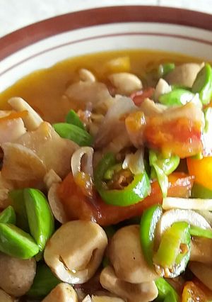 Foto resep Tumis Jamur Kancing Petai Pedas Manis