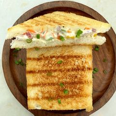 A picture of Cream cheese sandwich.