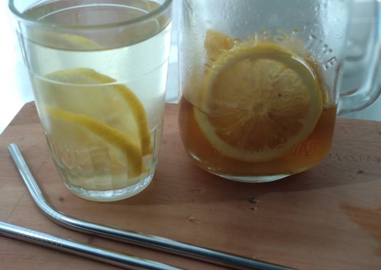 Lemonade tea
