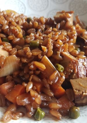 Une photo de Fried Rice Végétarien revisité au petit épeautre