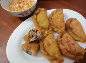 Hình của món Bánh gối nhà làm.