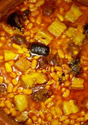 Una foto de Fabada Asturiana