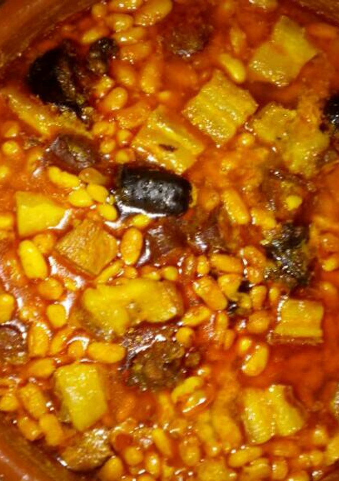 Una foto de Fabada Asturiana