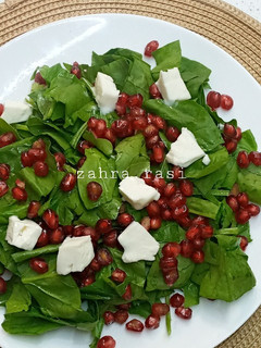 عکسی از دستور سالاد اسفناج و انار(غذای رژیمی)