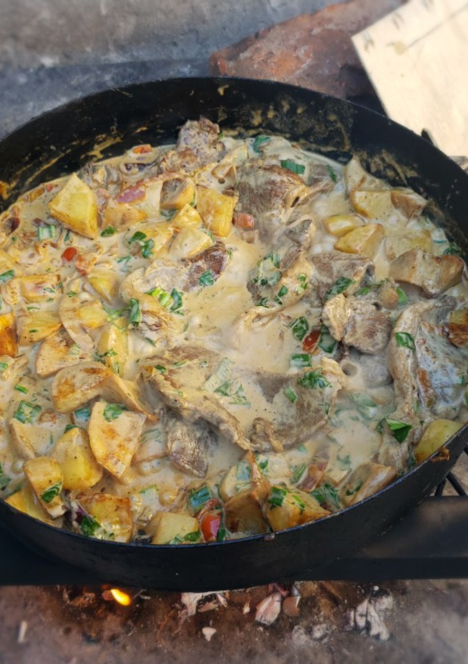 Una foto de Cuadril con papas a la crema al disco!