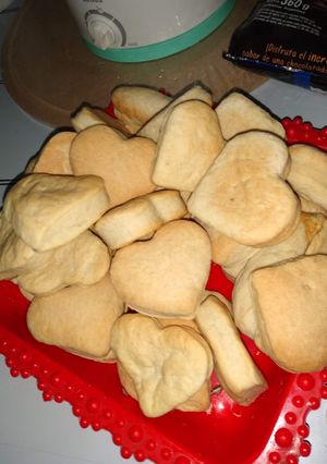 Una foto de Bizcochitos con lo que tenía en casa