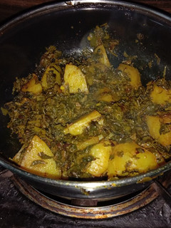 आलू मेथी (Aloo methi recipe in hindi) रेसिपी मुख्य फोटो