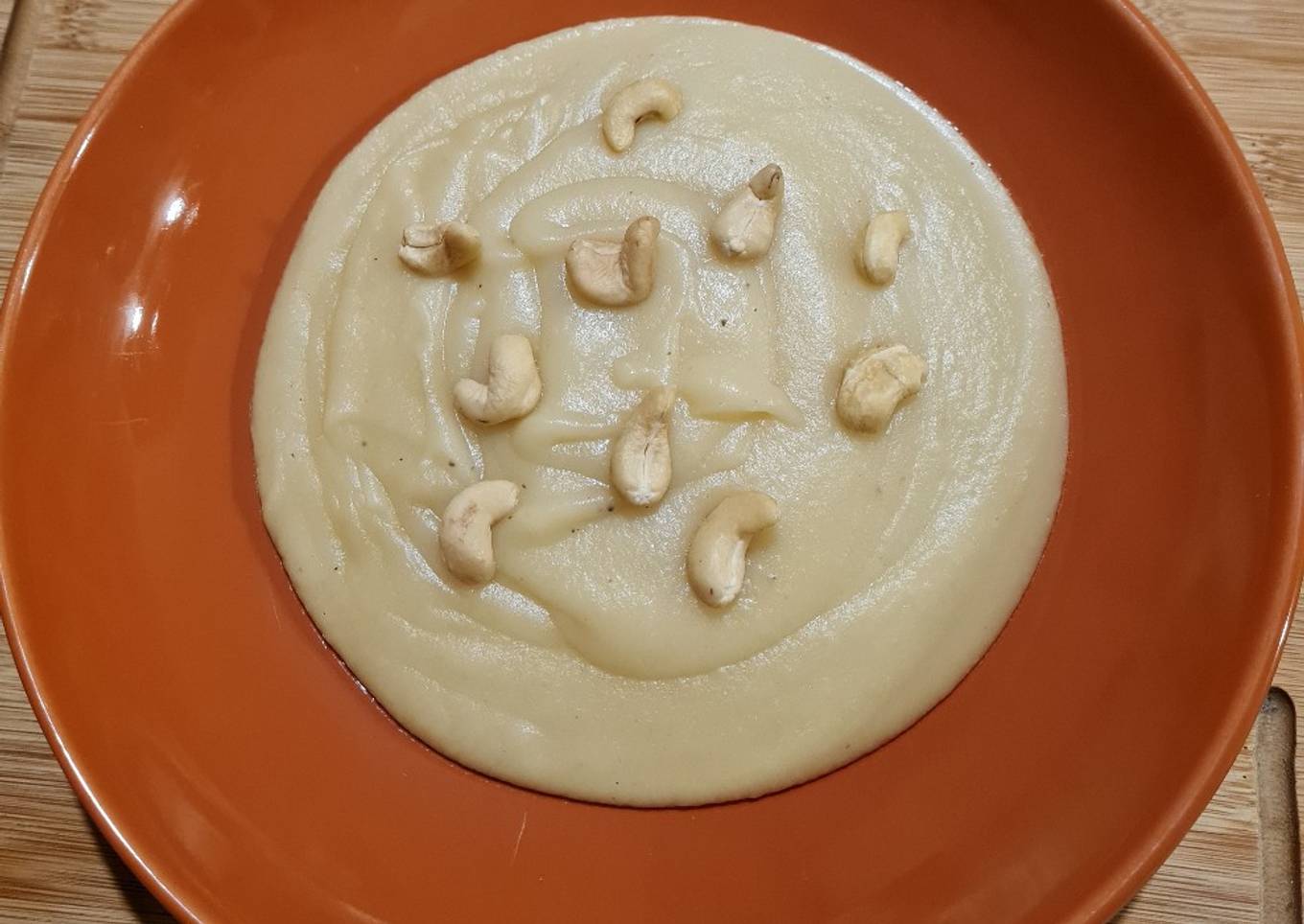 Crème de panais et noix de cajou