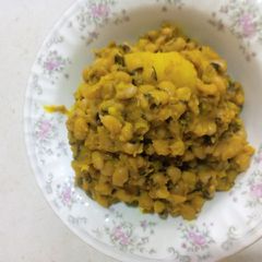 A picture of Beans poridge and sweet potato.