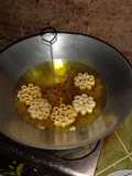 Kuih chap@kuih loyang