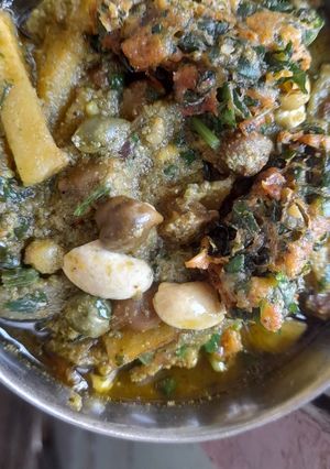 ઉધિયું જૈન (Undhiyu Jain Recipe In Gujarati) રેસીપી મુખ્ય ફોટો