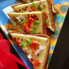 Cheese chilli toast A picture of Cheese chilli toast.