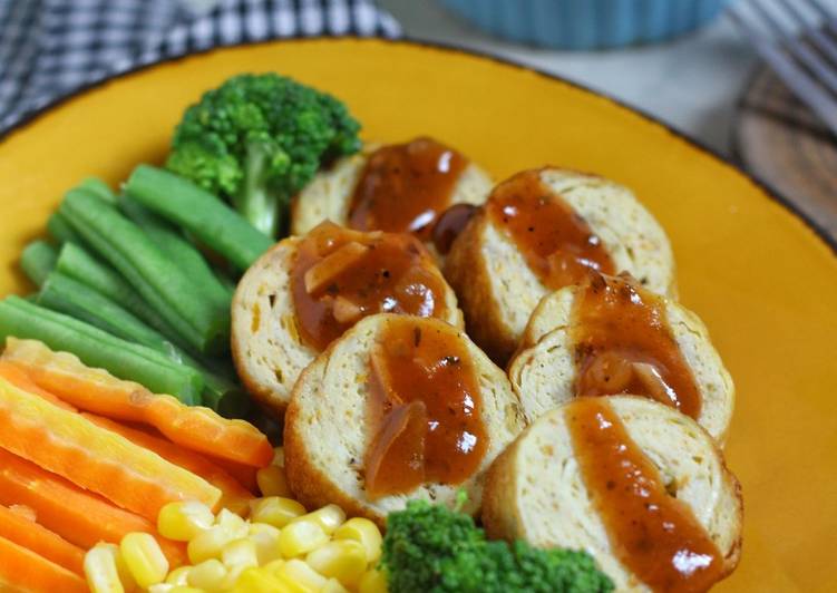 Chicken Egg Roll (chicken roulade)