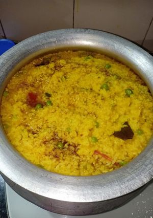 मूंग दाल खिचड़ी (Moong dal khichdi recipe in hindi) रेसिपी मुख्य फोटो