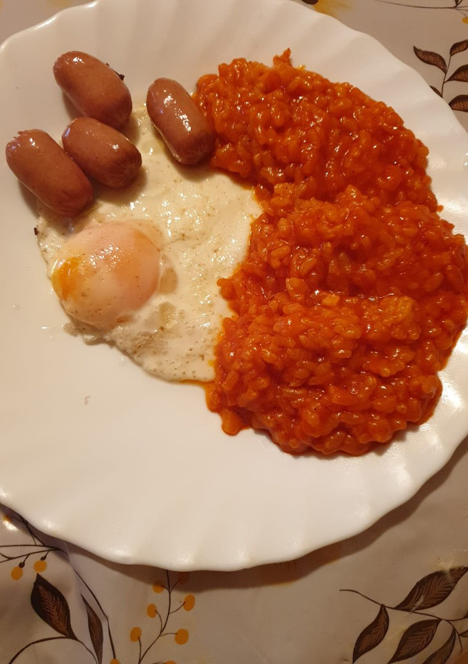 Una foto de Arroz a la cubana al estilo de mi abuela