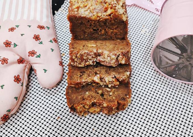 Recipe of Quick Moist Oats &amp; Banana loaf cake