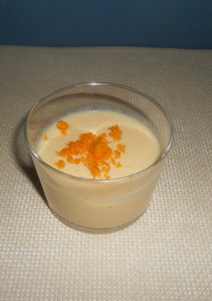 Una foto de Crema de melocotón