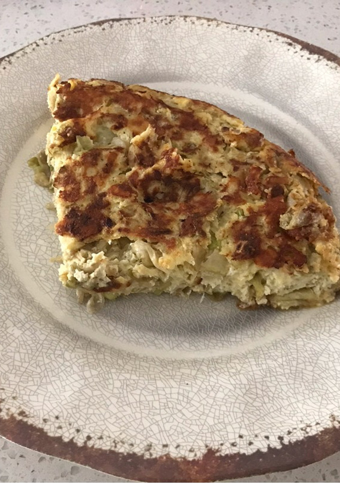 Una foto de Tortilla de lechugas con quesos