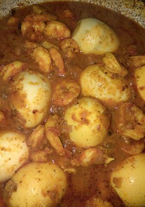 A picture of Prawn egg curry Chennai style.