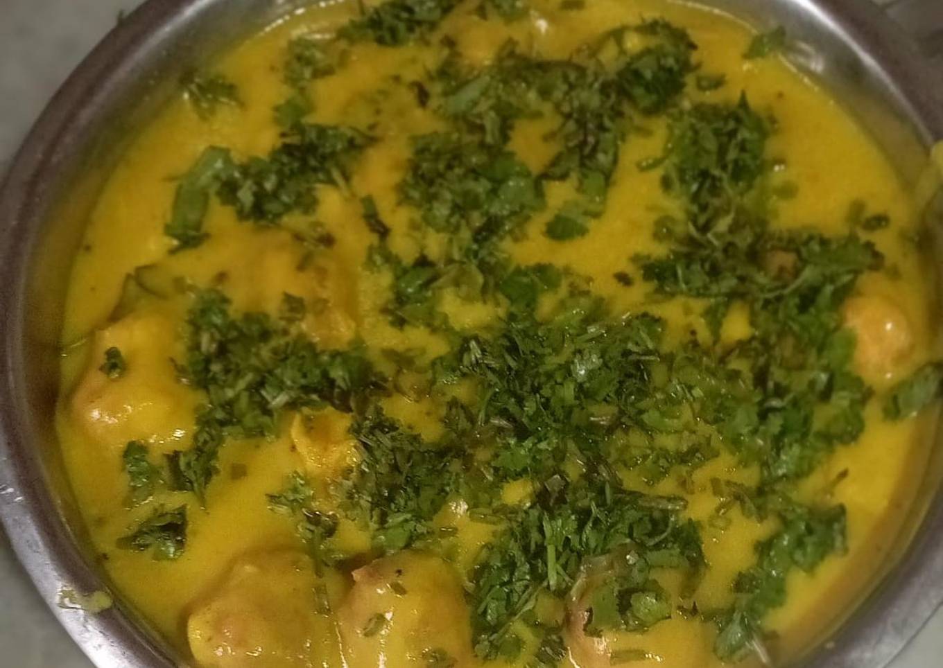 Besan ki kadhi