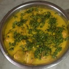 A picture of Besan ki kadhi.