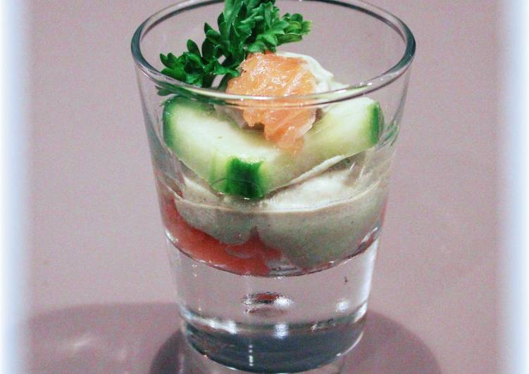 Verrine De Saumon Fume Avec Sa Mousse D Avocat De Elsa