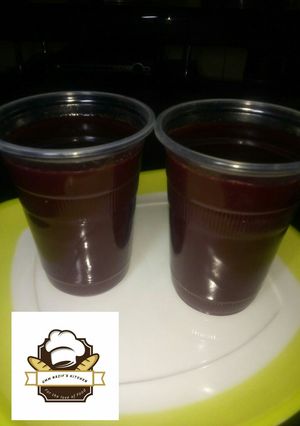 A picture of Beetroot and carrots drink.