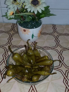 عکسی از دستور ترشی فلفل تند