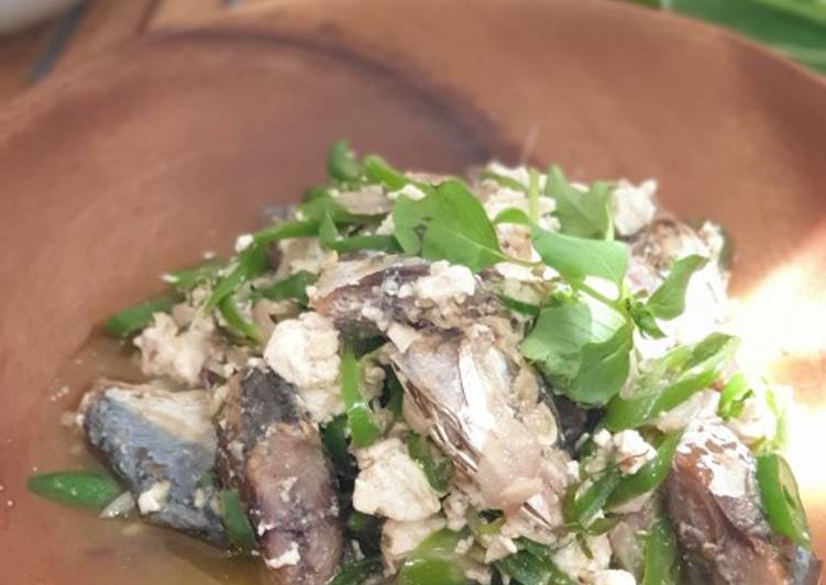 Resep Ikan asin peda tahu pedas Lezat