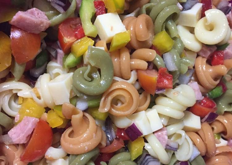 Ensalada de pasta, ideal para compartir en un día de campo