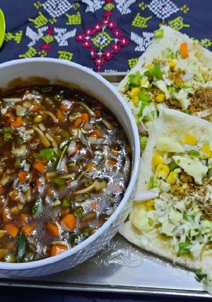 વેજ મનચાઉં સૂપ (Veg Manchow Soup Recipe In Gujarati) રેસીપી મુખ્ય ફોટો