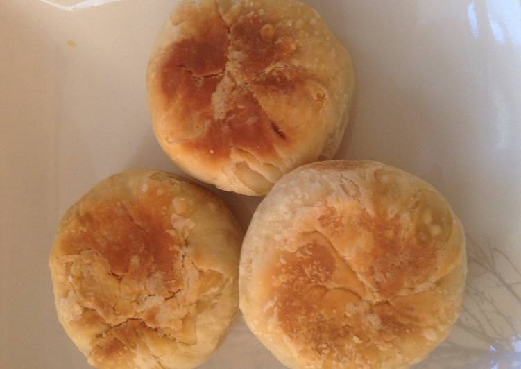 Rahasia Membuat Pia Renyah isi Ubi cilembu yang Lezat