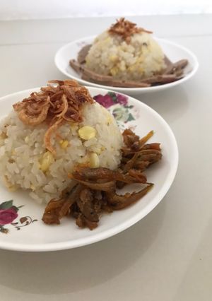 Hình của món Xôi hạt sen đậu xanh.
