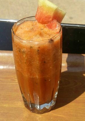 A picture of Mixed Fruit Juice.