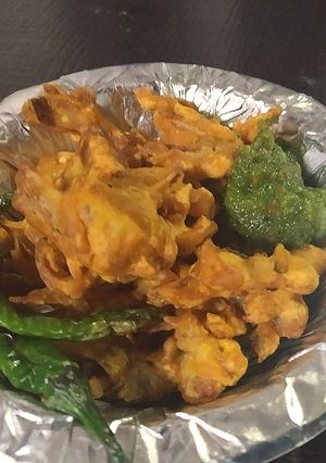 A picture of Pyaj pakora (Onion Pakodas).